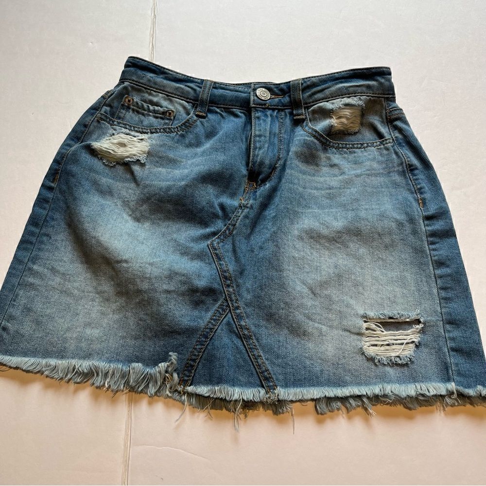 Mudd Women's Distressed Faded Blue Jean Skirt Size 5